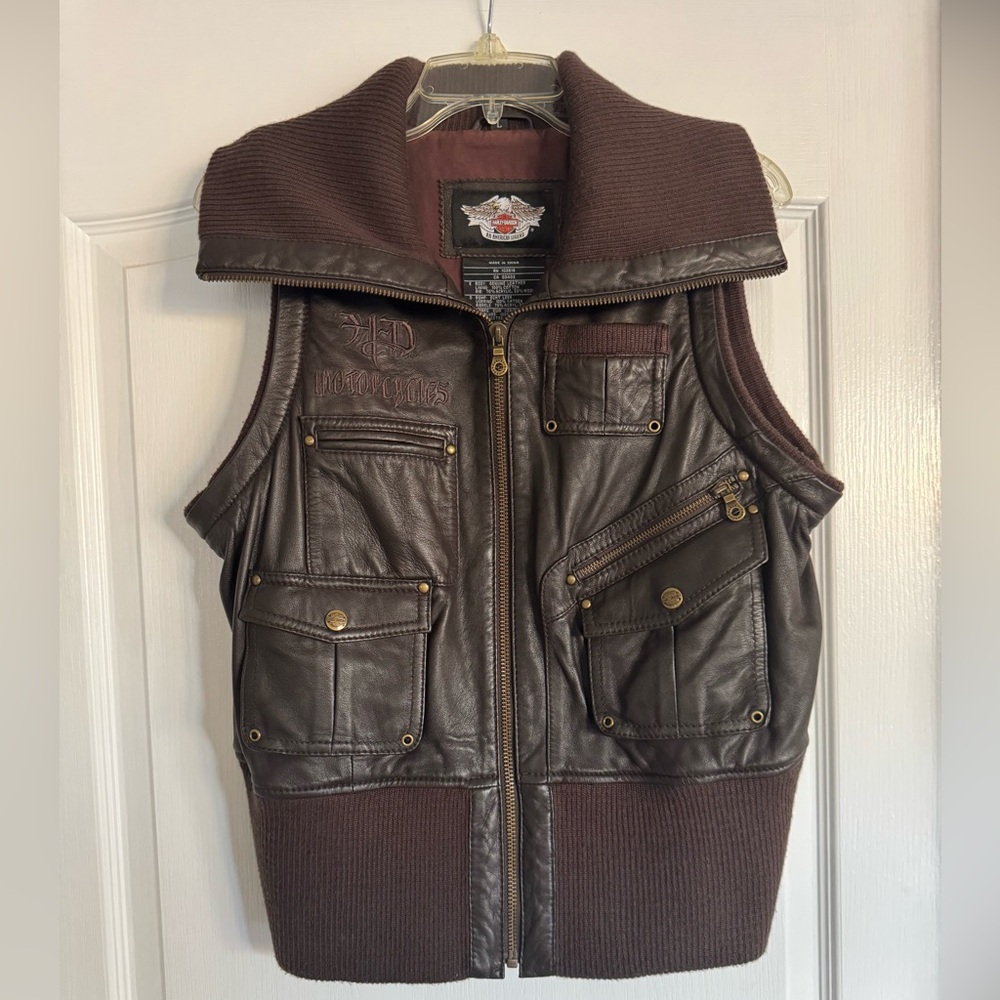 Harley-Davidson Women’s Brown Leather Vest – Knit Collar – Zip Front – Size L
